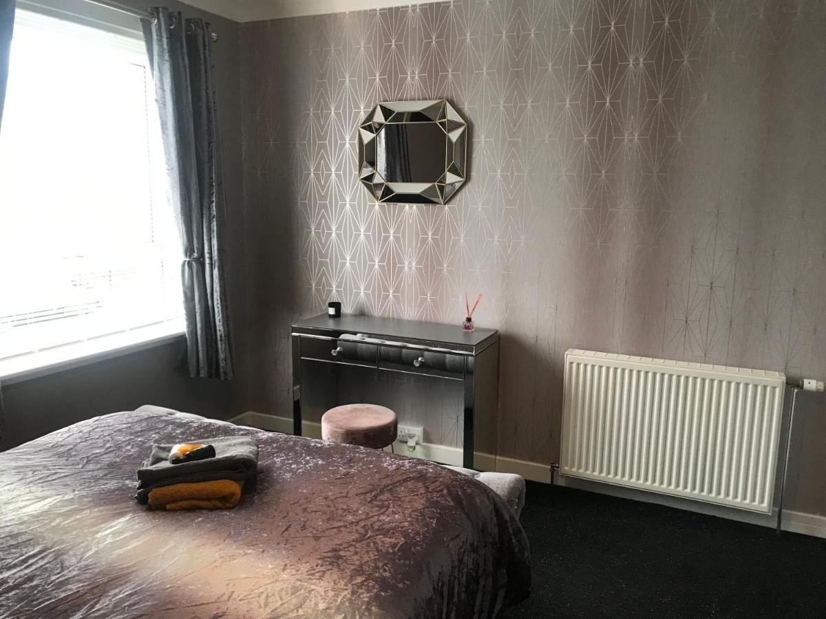 Home Comforts Near Dundee City Centre المظهر الخارجي الصورة